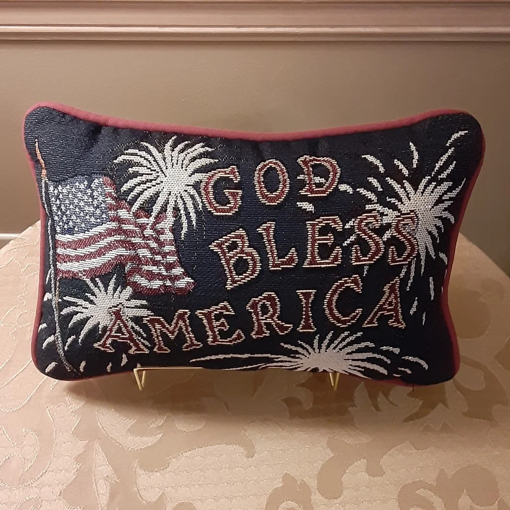 Patriotic GOD BLESS AMERICA Needlepoint Throw Pillow